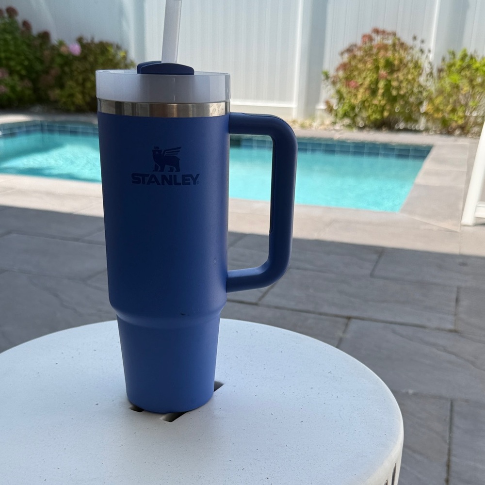 Stanley Blue Travel Mug with Handle 30 OZ
